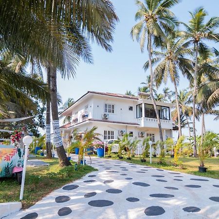 Bed and Breakfast White House In Goa, Truly Amazing Experience Saligao Zewnętrze zdjęcie