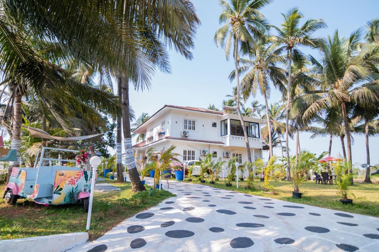 Bed and Breakfast White House In Goa, Truly Amazing Experience Saligao Zewnętrze zdjęcie