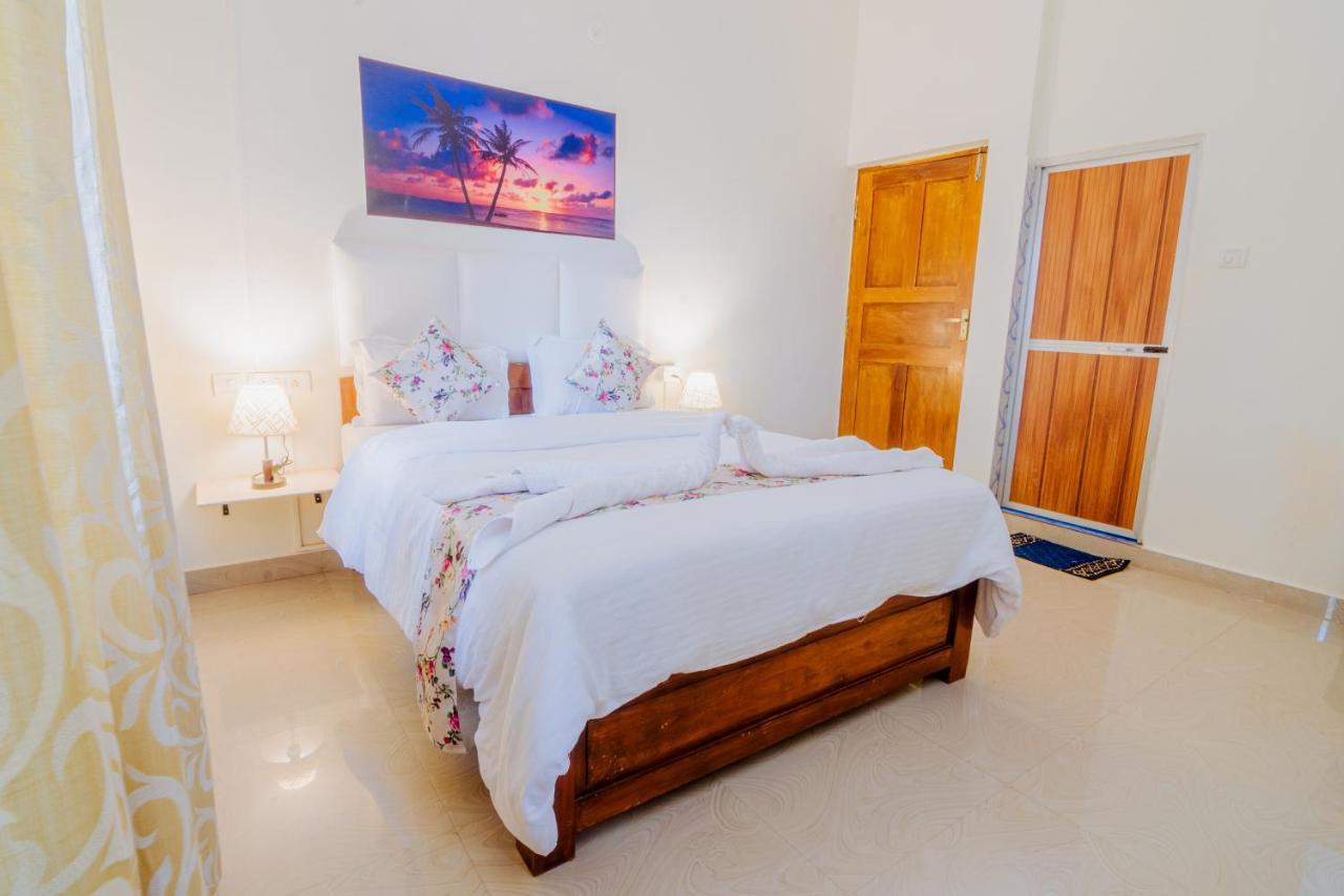 Bed and Breakfast White House In Goa, Truly Amazing Experience Saligao Zewnętrze zdjęcie