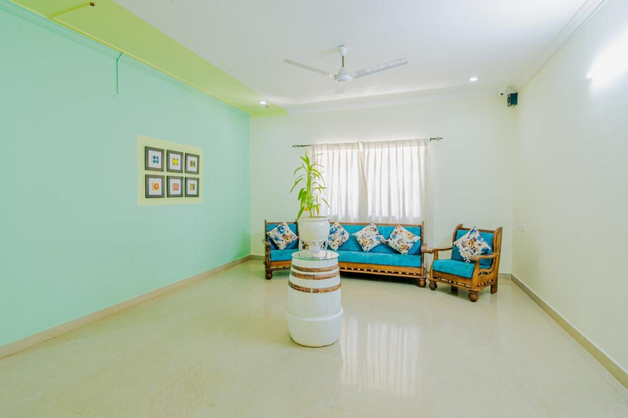 Bed and Breakfast White House In Goa, Truly Amazing Experience Saligao Zewnętrze zdjęcie